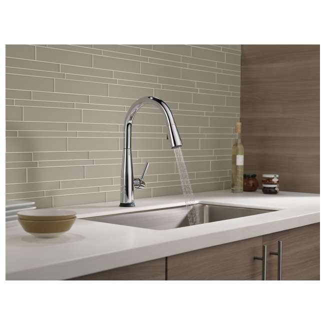 Delta Essa Single Handle Pull-down Kitchen Faucet W Touch2o Technology 